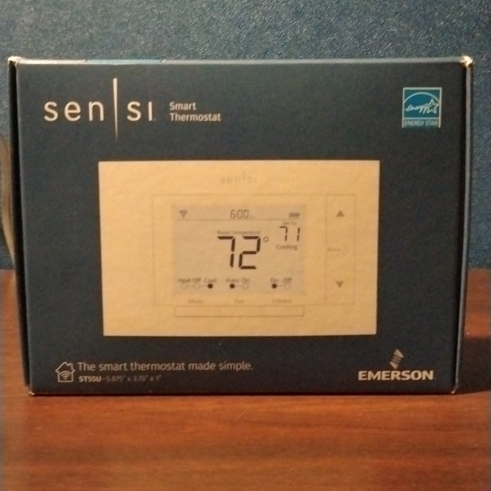 NIB Sensi smart Thermostat Emerson ST55U